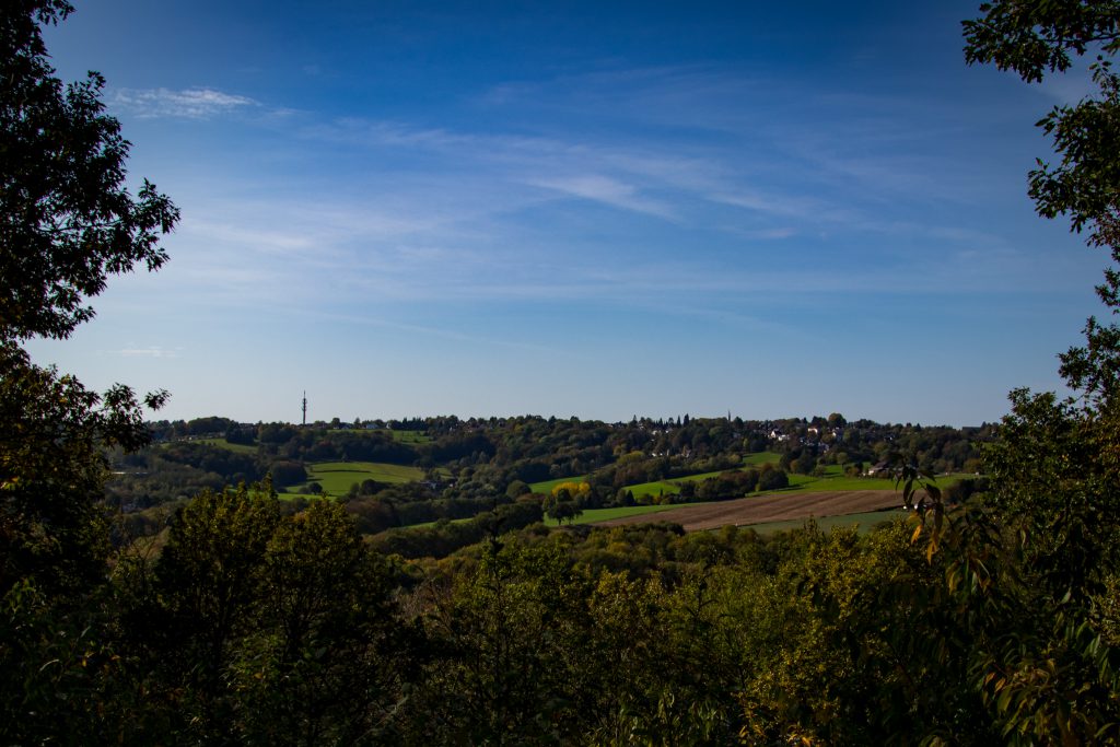 Wandern an der Strecke der Bergischen Museumsbahnen e.V.