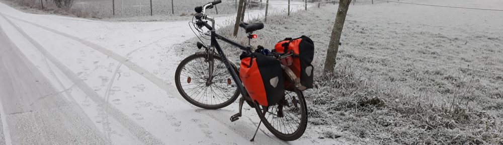 Fahrradfahren im Schnee als Fahrradpendler im Winter
