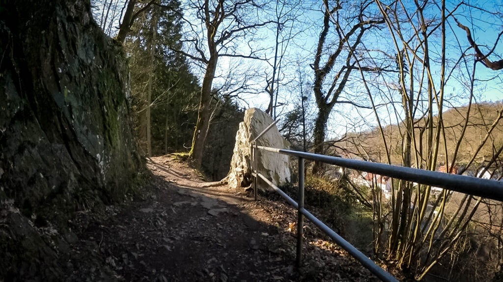 Wanderung von Schloss Burg zur Müngstener Brücke